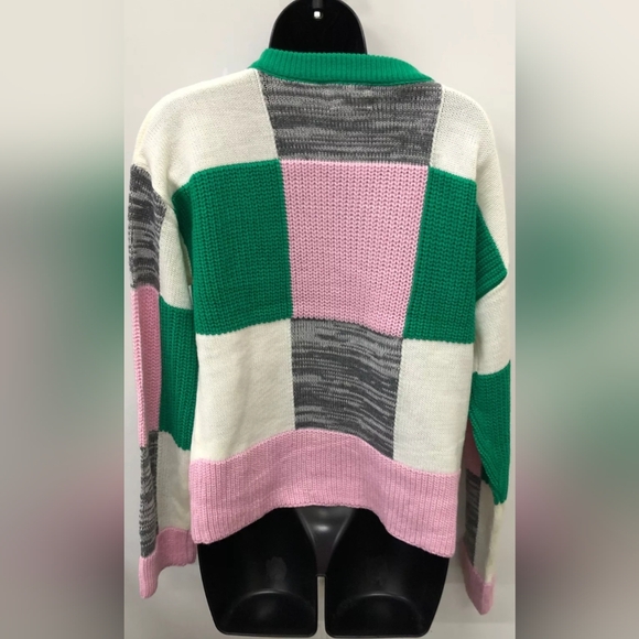 Andree by Unit Women's Rounded Neckline Color Block Sweater Size S NWT - Picture 2 of 4